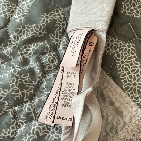32DD dream angels push up - Picture 4 of 5